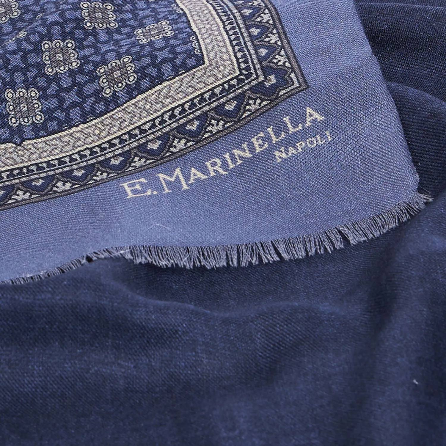 BLUE DOUBLE PATTERNED WOOL AND SILK SCARF
