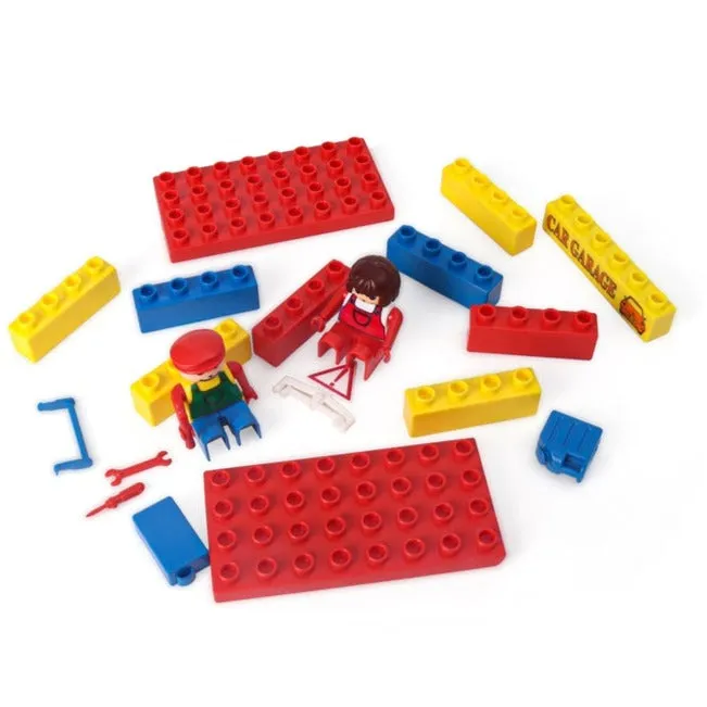 Kinder Blocks Garage (Building Blocks Set) – 21 Pieces