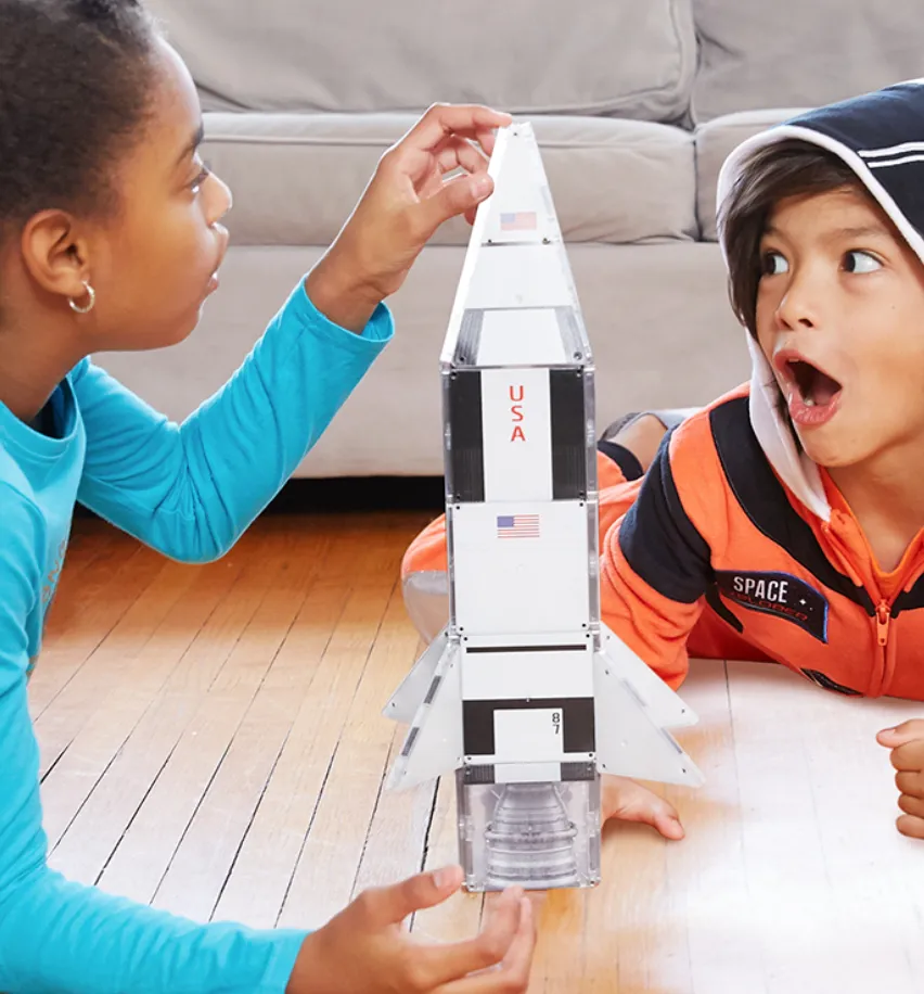 Magnatiles Galaxy rocketship