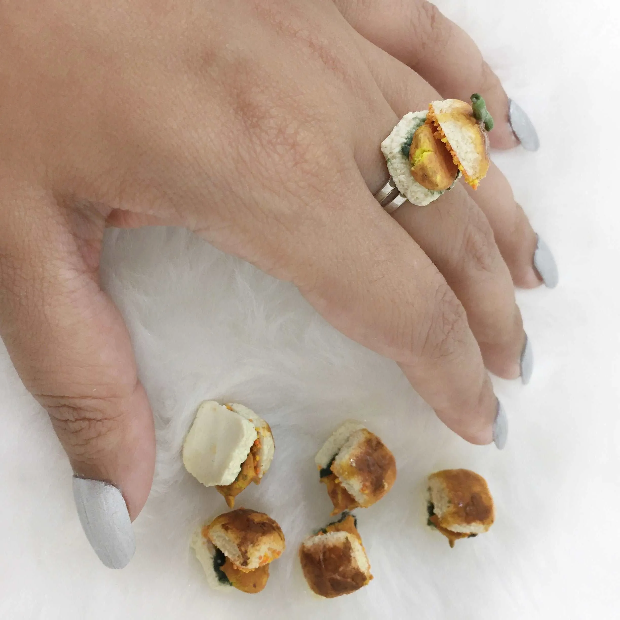 Mumbai Vadapav Miniature Quirky Finger Ring
